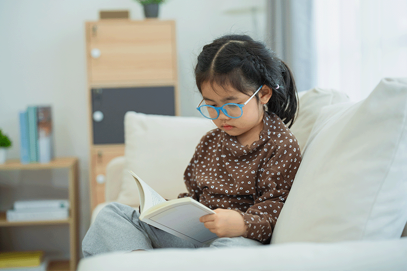 4 Signs That Myopia Control Eyeglasses Are Working