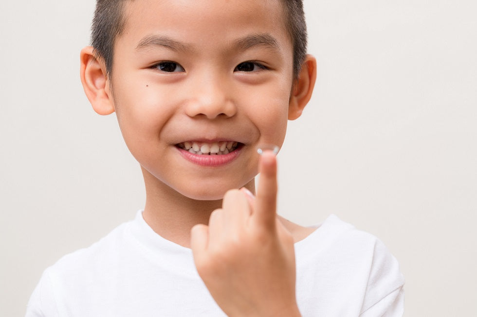 Myopia Control Contact Lenses: Effectiveness and Challenges for Parents and Children