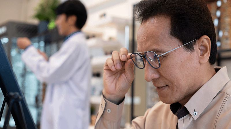 5 Steps To Take If Your New Pair Of Progressive Eyeglasses Is Not Clear