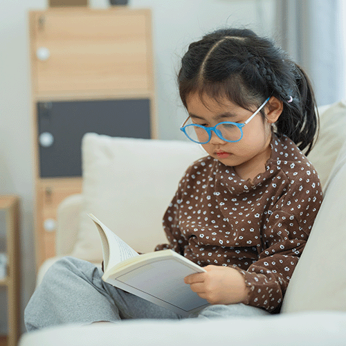 4 Signs That Myopia Control Eyeglasses Are Working