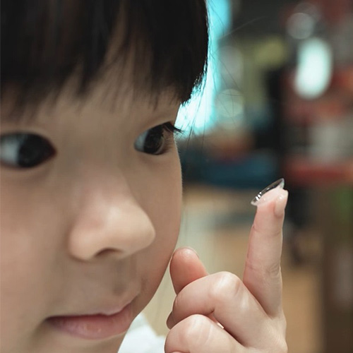 Myopia Control Contact Lenses: Effectiveness and Challenges for Parents and Children